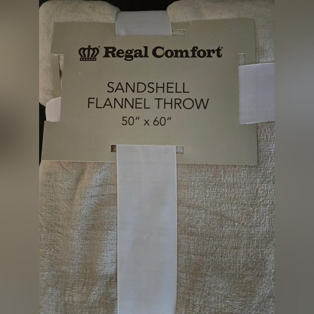 Regal Comfort Sandshell Flannel Throw